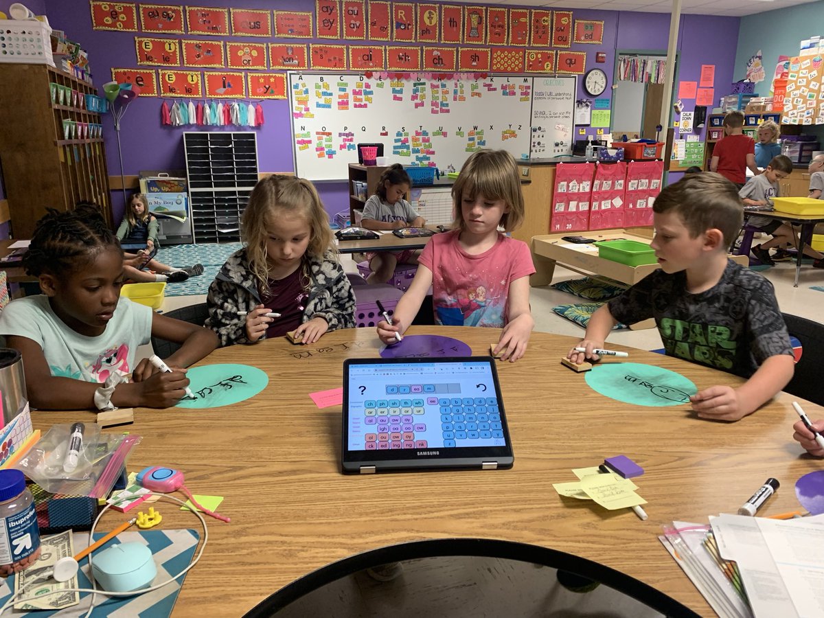 Working in small group this week we worked on long vowel sounds and encoding them. Thanks <a href="/UF_COE/">UF College of Education</a> for the AMAZING word work mat!!