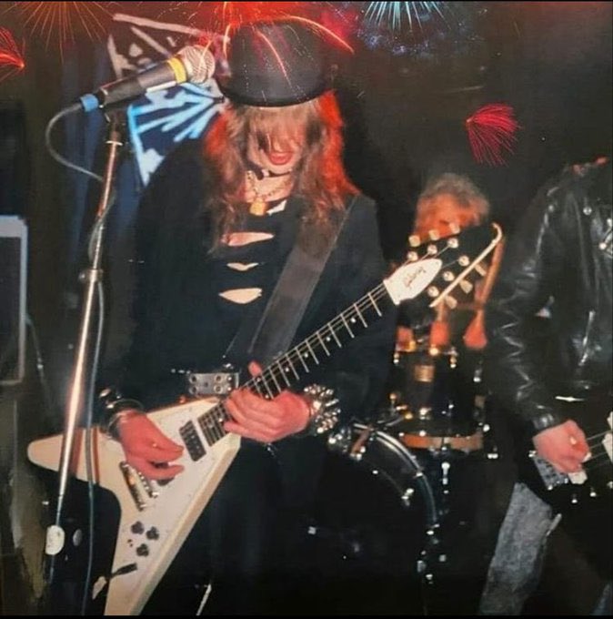 archiviscera's tweet photo. Shoutout to this era of Tobias Forge gotta be one of my favorite genders https://t.co/FZTdhHNp4i