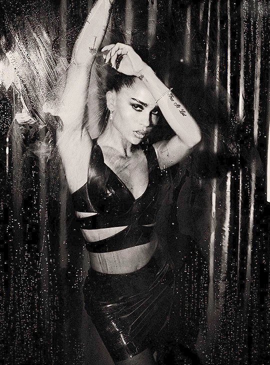 TheKittenHeels's tweet photo. ⠀

❛❛ Cmon Vengence. Let’s get into some trouble. ❜❜

              @WingedPsychotic https://t.co/1A8HECe4li