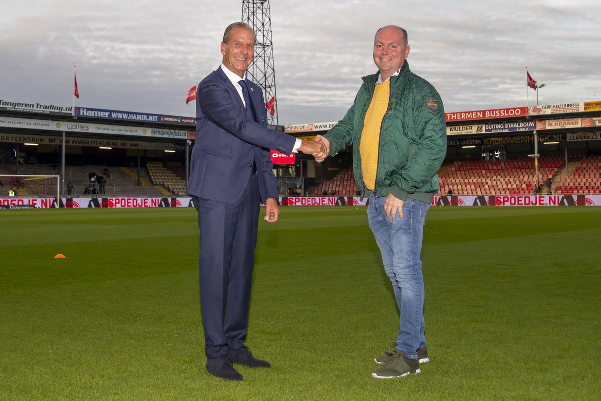 𝗩𝗮𝗻 𝗸𝗼𝗳𝗳𝗲𝗿𝗯𝗮𝗸 𝗻𝗮𝗮𝗿 𝗰𝗮𝗺𝗲𝗿𝗮𝘀𝘆𝘀𝘁𝗲𝗲𝗺 📹

🎙 '𝘝𝘦𝘪𝘭𝘪𝘨𝘩𝘦𝘪𝘥 𝘪𝘯 𝘴𝘵𝘢𝘥𝘪𝘰𝘯 𝘯𝘰𝘨 𝘮𝘦𝘦𝘳 𝘷𝘦𝘳𝘨𝘳𝘰𝘰𝘵 𝘦𝘯 𝘨𝘦𝘣𝘰𝘳𝘨𝘥'
- 𝐄𝐫𝐢𝐤 𝐁𝐞𝐞𝐤𝐦𝐚𝐧 (𝐁𝐞𝐞𝐤𝐦𝐚𝐧 𝐄𝐥𝐞𝐤𝐭𝐫𝐨) –

🔗 ga-eagles.nl/vernieuwd-came…