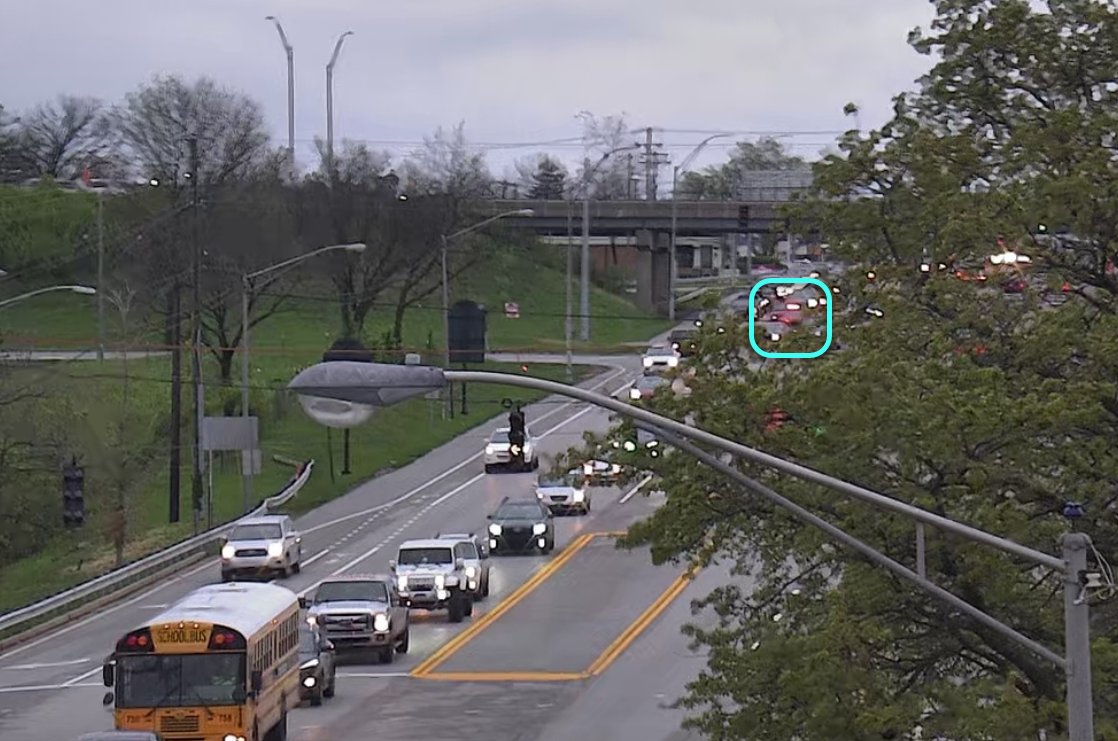 lexwrecks's tweet photo. Non Injury Collision:
Inbound Richmond Rd at New Circle Rd -
The left lane is blocked just past the overpass. https://t.co/CDja9iTswH