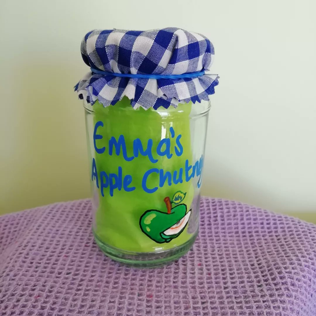 #gifts with a difference 🍏.. check out my #online #giftshop for various #chutney #jam #marmalade and #curd #jars. Link on my bio.

#giftshopuk #onlinegifts #giftsonline #personalisedgifts #shoplocal #shopping #giftideas #homemade #homecooking #Apple #handpainted #handmade #shop