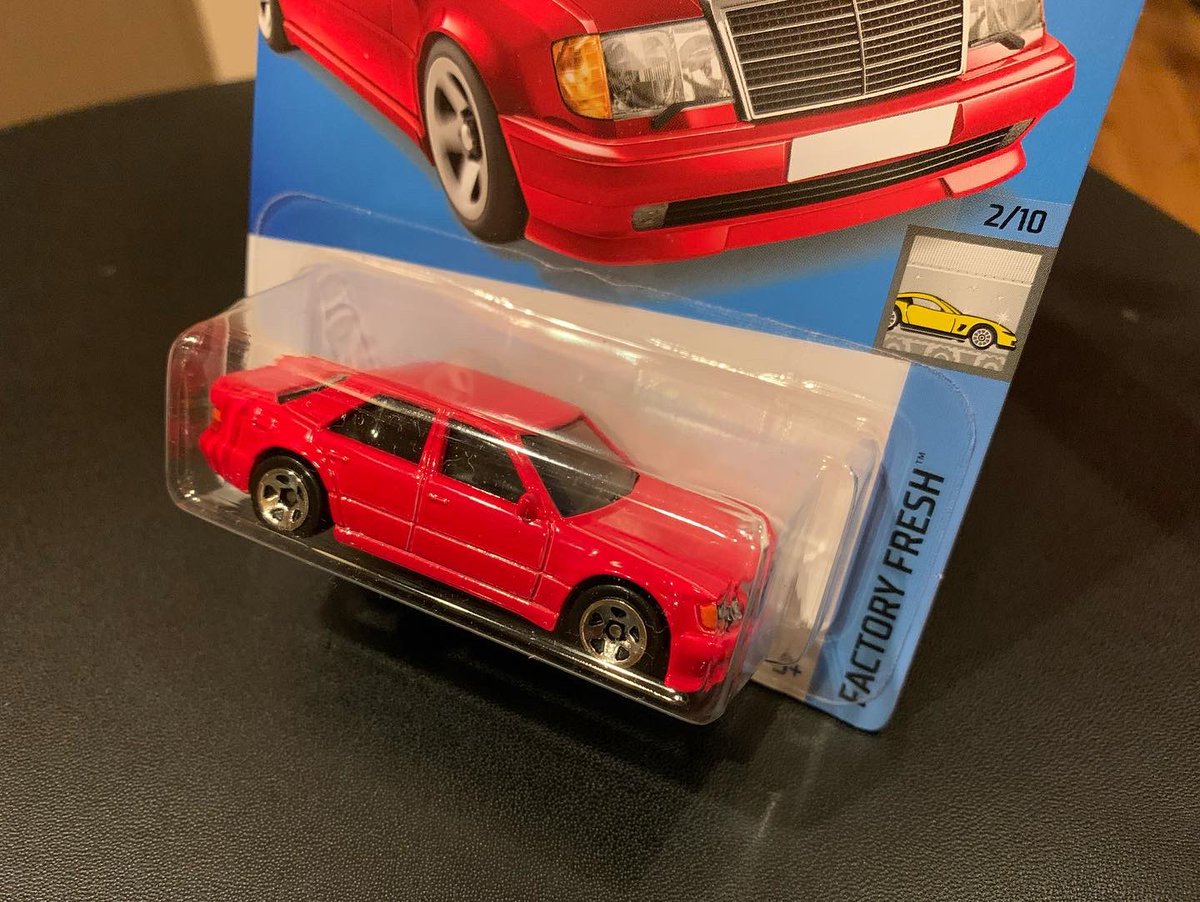 ito_katsu's tweet photo. ごひゃく いー
のミニカー見つけたので買っちゃった。☺️

　#500E #ミニカー #HOTWHEELS https://t.co/aOZKNrSa2E
