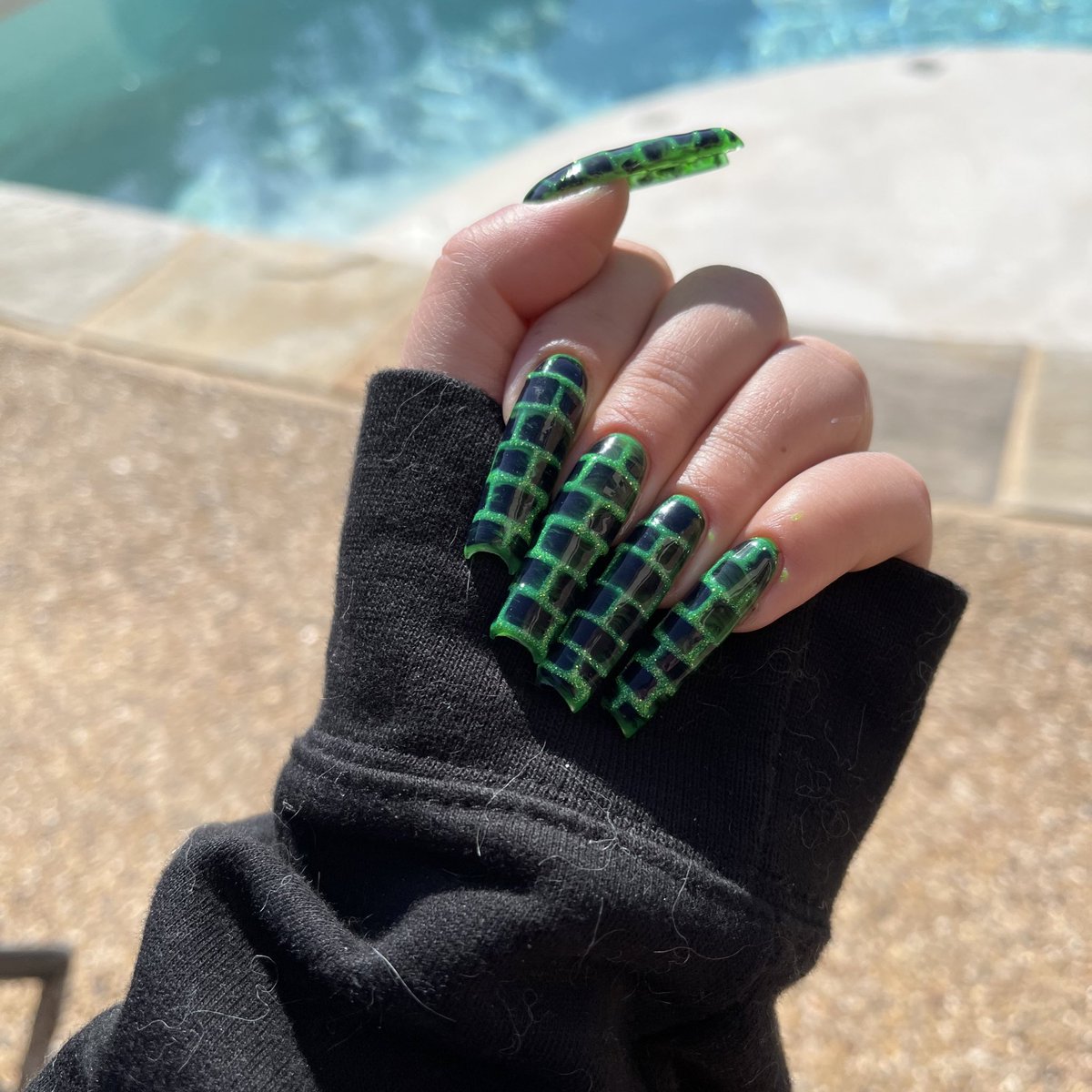 💅💚 ¿Qué os parecen estas uñas con motivo de la #GreenWall?

Fotos de @missaubri1