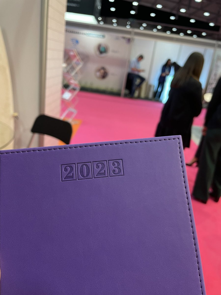 ThePrintedImage's tweet image. Yes it’s already time to get your company 2023 professional diaries &amp;amp; planners. Custom branded with gold &amp;amp; silver details or embossed for a premium result ! #merchworld #Brandactivation #Corporate