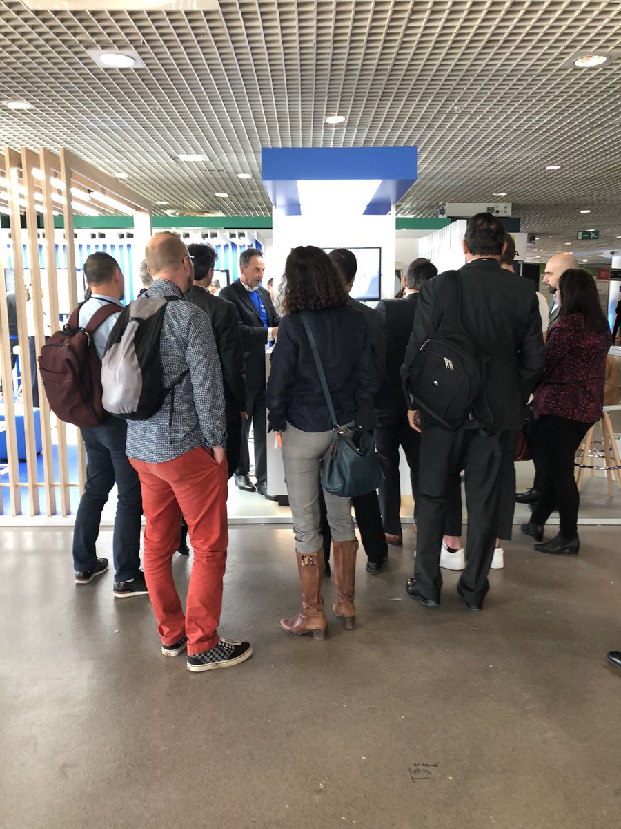 Plenty of people listening to our expert on how #AI can support #sustainability #ibm #WAICF