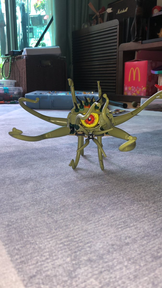 de4dvoid666's tweet image. New Lego monster,and some parts are MISSING😡