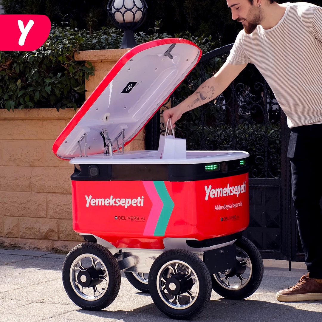 DELIVERS.AI tweet media