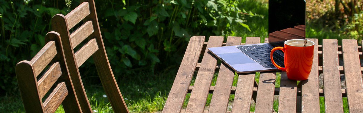 DLink_UK's tweet photo. Have an outdoor area suitable for work?
D-Link has two #mesh solutions that can help deliver #WiFi to an outdoor space, or garden office/shed, #Covr and #EAGLEPROAI.
Read more in our latest blog here ---> https://t.co/S2B8xd9UjW https://t.co/XbtrW3FaEh