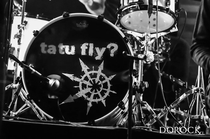 View image on Twitter