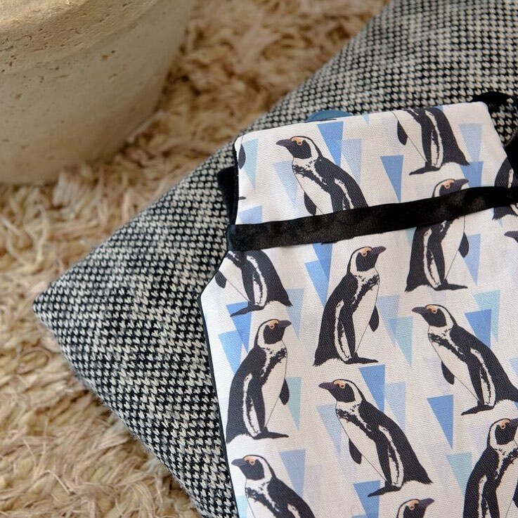 SheffieldMakers's tweet photo. Still feeling nippy at night? We’ve got you covered with these lovely hot water bottles and covers by The Owlery @theowleryprints!
Come down to the Winter Gardens and have a look for yourself 👀
.
.
.
#Sheffieldmakersshopwintergardens #sheffieldmaker… https://t.co/Fox6K2hiHt https://t.co/Lq2QqEwNDD