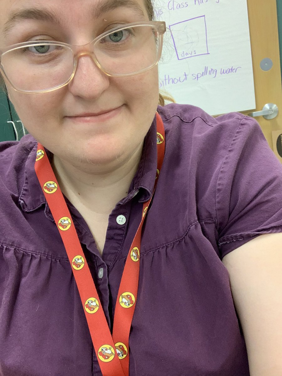 Mrs_ParsonsSA's tweet photo. #purpleup in support of our military kids today!💜💜 #skyhawkpride #medinasheros https://t.co/hPRyeYCMSM