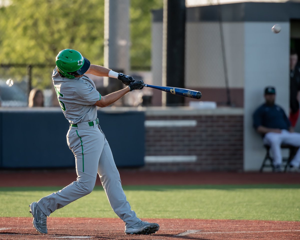 FINAL | Carroll 8, Eaton 1

The Dragons defeat Eaton with stellar pitching and big bats!

Proksch: 7 IP / 4 H / 1 ER / 10 K's
Drake: 1-3 / 1 R / 4 RBI / 1 BB / 1 GS
Jones: 3-4 / 2 R / 1 RBI / 1 2B / 1 HR
Simpson: 2-3 / 1 BB

#DragonsVsDragons