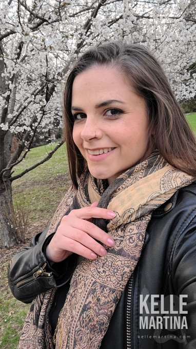 Spring is my favorite season. https://t.co/BgJcL6Uh4j<a href="/tag/facesitting"class="tags"><span>#facesitting</span></a>