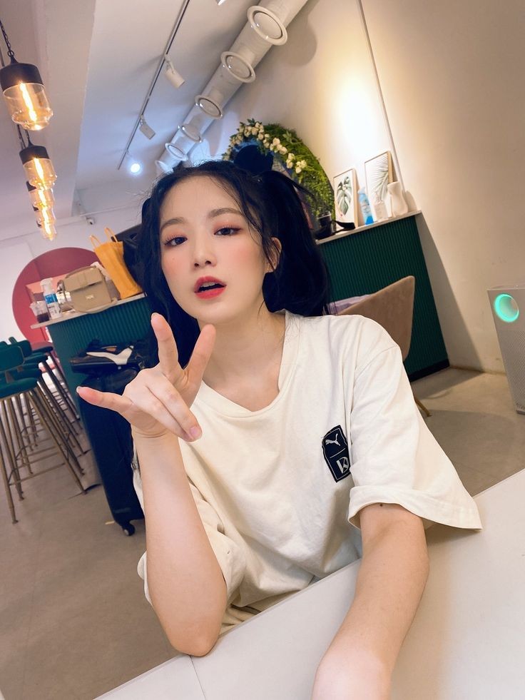 ️ ️️
️ ️️
Ciss dulu sebelum pulang dari studio Mondlicht. 
️ ️️
️ ️️