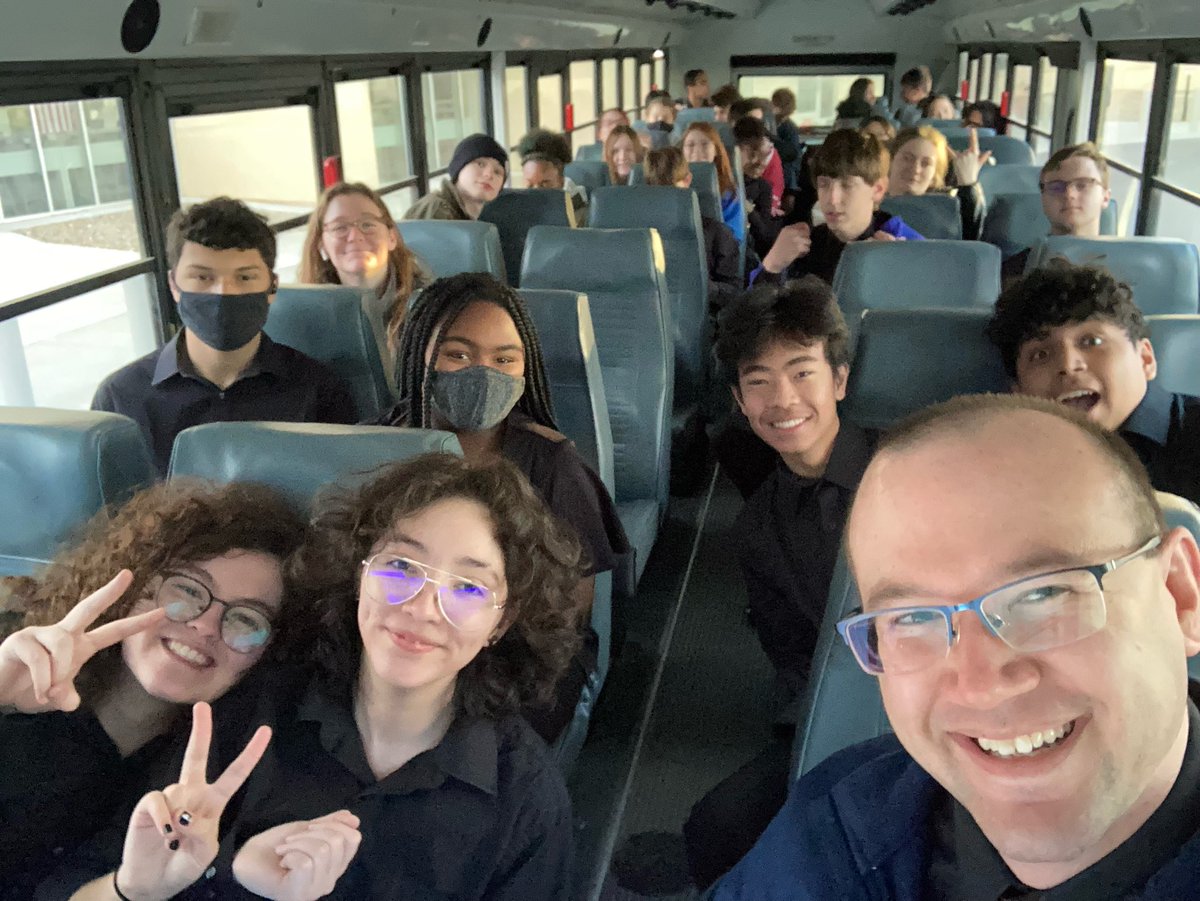 JCBlueJayBands's tweet photo. A beautiful sunrise to send us off to State Large Group in Lawrence, KS today! #WeLoveBand #BeBoldBeBlue https://t.co/GKfZsvWhBL