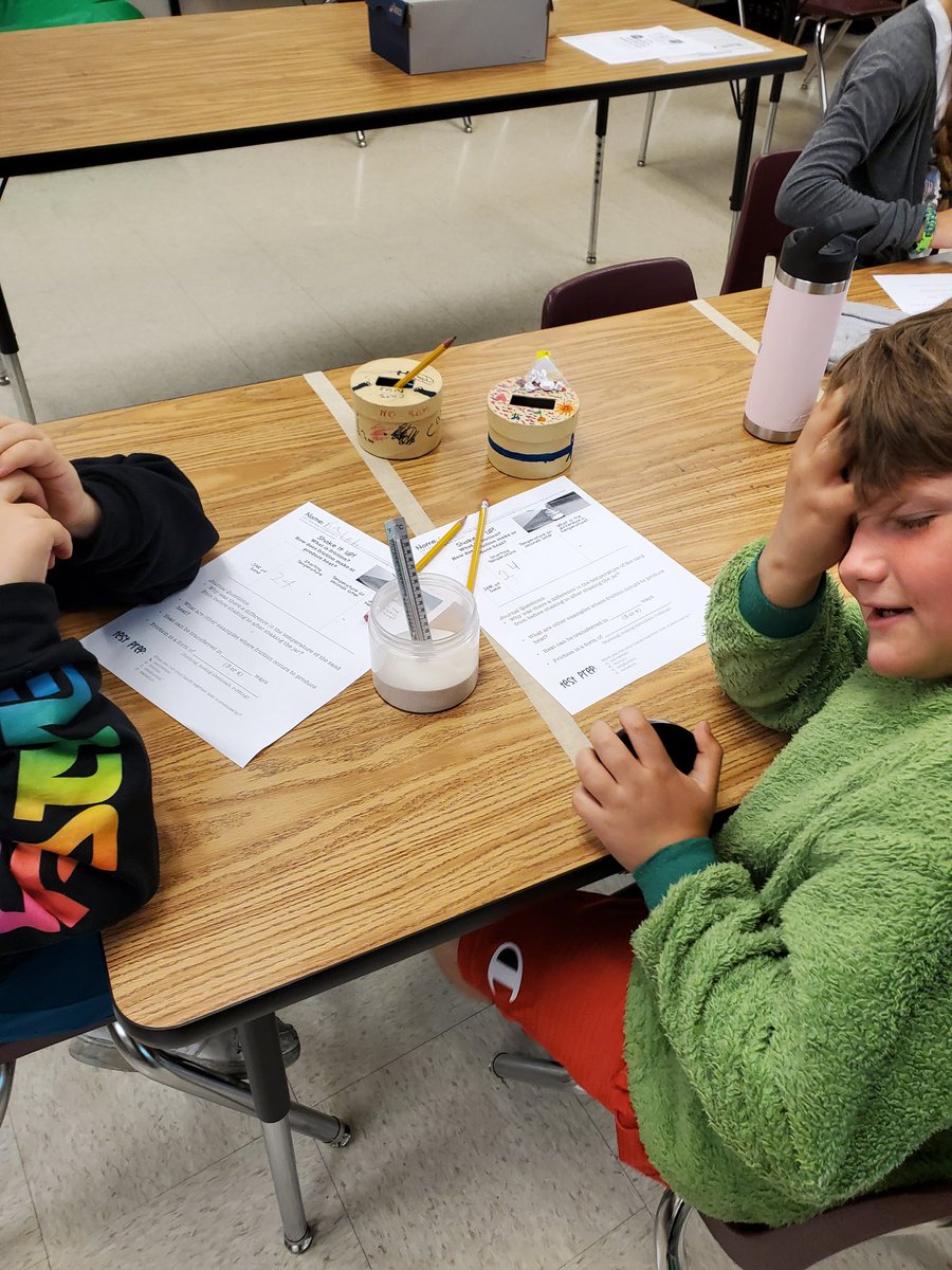 Fun friction investigation 🔎 <a href="/ClarkCreekSTEM/">Joey Moss</a> <a href="/CherokeeSchools/">Cherokee Co. Schools</a>