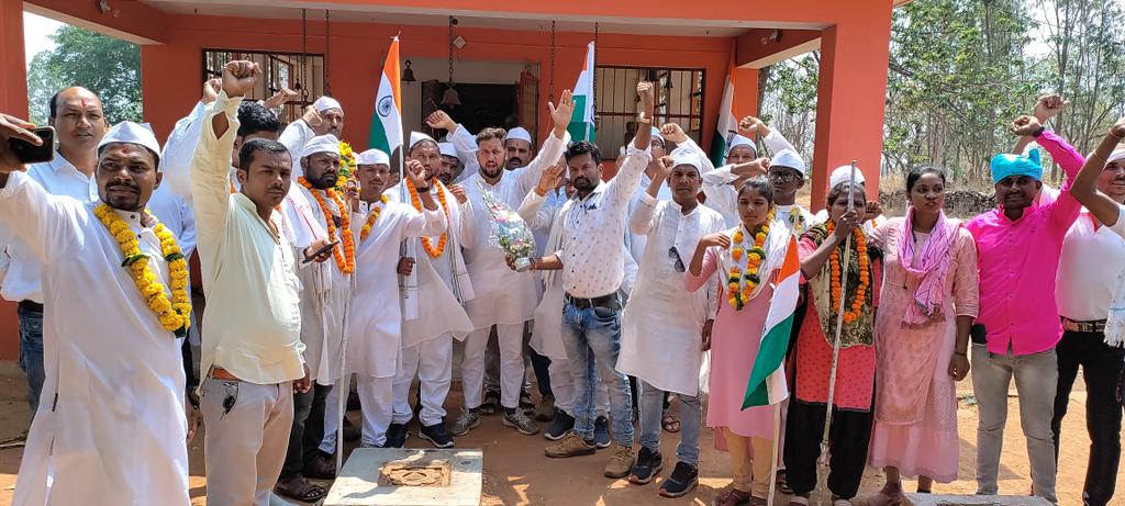 दंतेवाड़ा से रायपुर दांडी यात्रा के 90 किमी यात्रा पूरी।। नियमितीकरण हमारा संकल्प हैं, नियमितीकरण लेकर रहेंगे। <a href="/bhupeshbaghel/">Bhupesh Baghel</a> <a href="/TS_SinghDeo/">T S Singhdeo</a> <a href="/plpunia/">P L Punia</a> <a href="/IBC24News/">IBC24 News</a> <a href="/ZeeMPCG/">Zee MP-Chhattisgarh</a> <a href="/OPChoudhary_Ind/">OP Choudhary</a> <a href="/cgmgnregaunion/">छत्तीसगढ़ मनरेगा कर्मचारी महासंघ</a> <a href="/KedarKashyapBJP/">Kedar Kashyap</a> <a href="/aajtak/">AajTak</a>