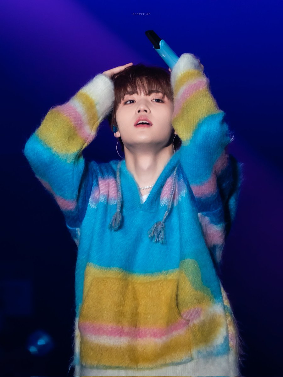 howaboutalways's tweet photo. 220409 
[TREASURE 1ST CONCERT TRACE]
트레저 콘서트
#트레저 #TRESURE #도영 #김도영 https://t.co/dzNQm3Sz2E
