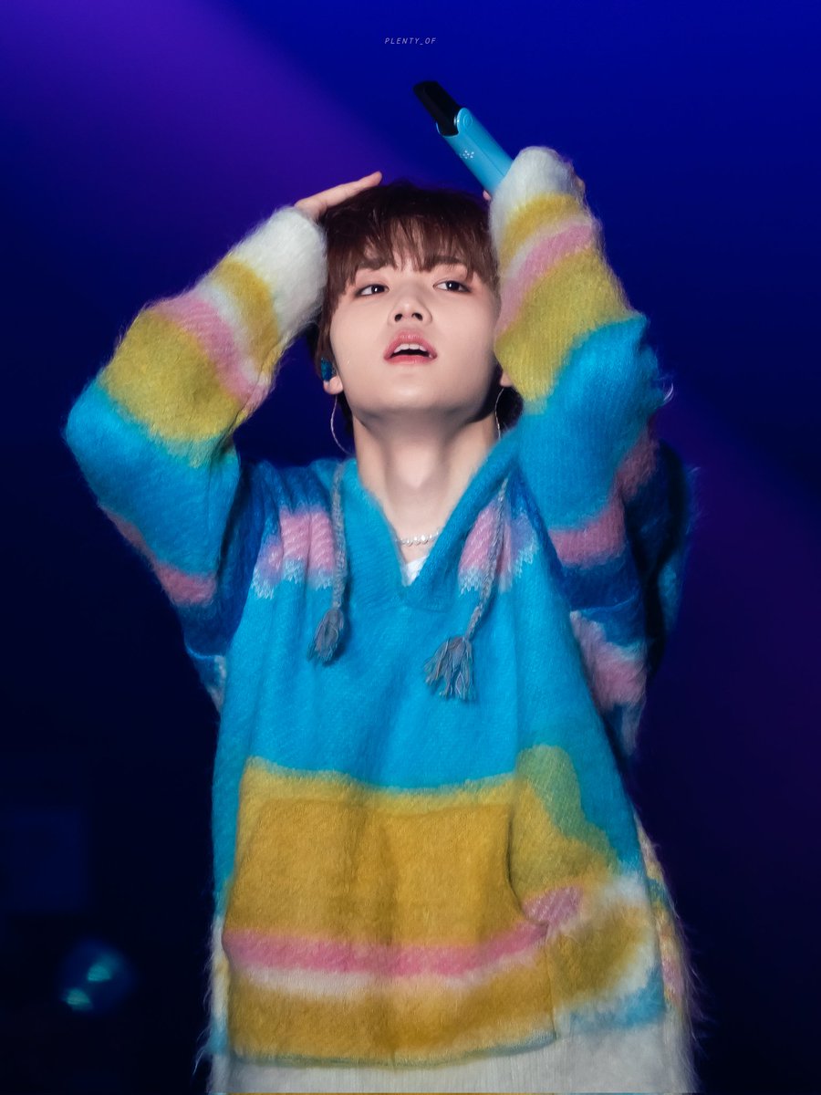 howaboutalways's tweet photo. 220409 
[TREASURE 1ST CONCERT TRACE]
트레저 콘서트
#트레저 #TRESURE #도영 #김도영 https://t.co/dzNQm3Sz2E