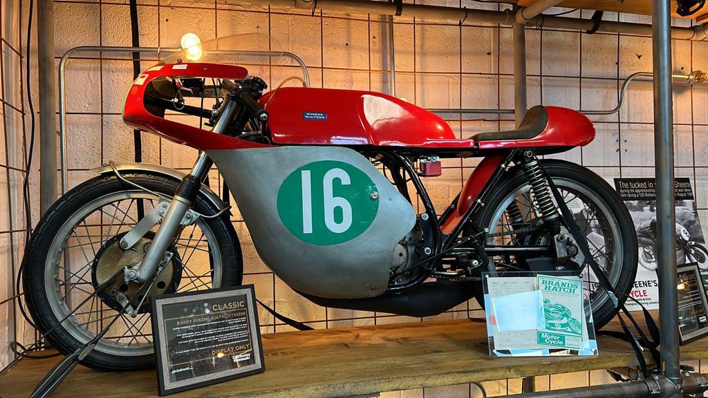 iiiRiversHOG's tweet image. We have the pleasure of having Barry Sheen's 1st ever racing bike on display at this years Harpenden Bike Festival. Come along and see this magnificent bike. ticketsource.co.uk/thebikefest
#barrysheen  #motorbike #bultaco
#kawasaki #harleydavidson #harleydavidsonuk #iiirivershogchapter