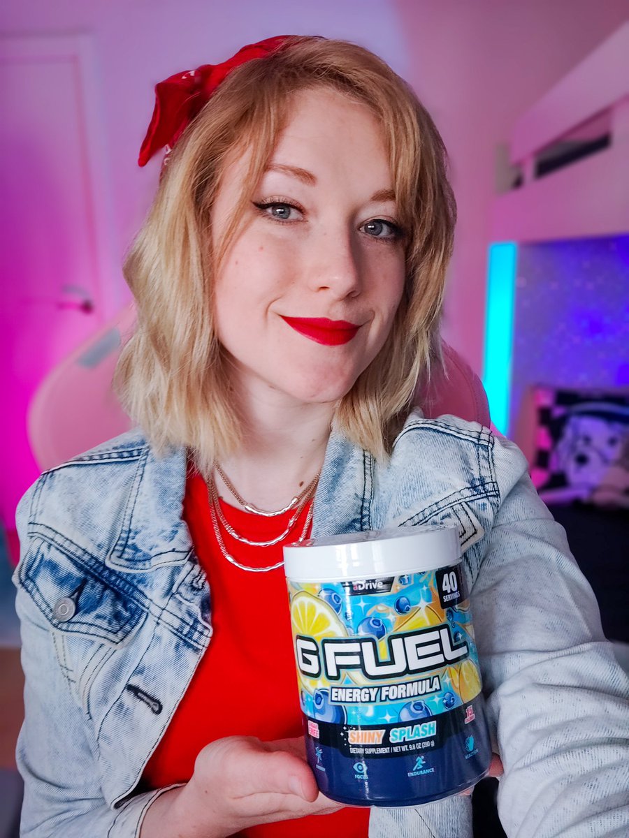 Anna_Chess's tweet image. I'm live now with an early stream and tons of chess (cheese, chase?!) today, + code ANNA back on 30% off for you guys on everything at the @GFuelEnergy shop 😌💕 Shiny Splash is my recent discovery, which flavours do you like the most? 💙 

#gfuel #gfuelpartner #streamhype