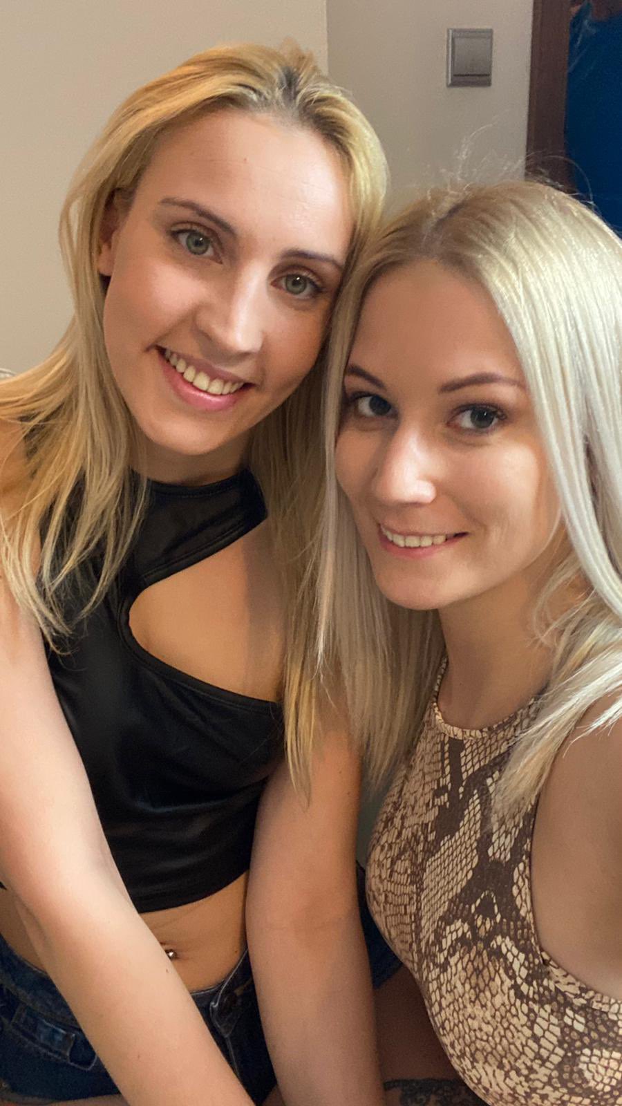 Shooting day with: @sharonwhitexxx @brillbabesxxx https://t.co/cQiddO8CS2