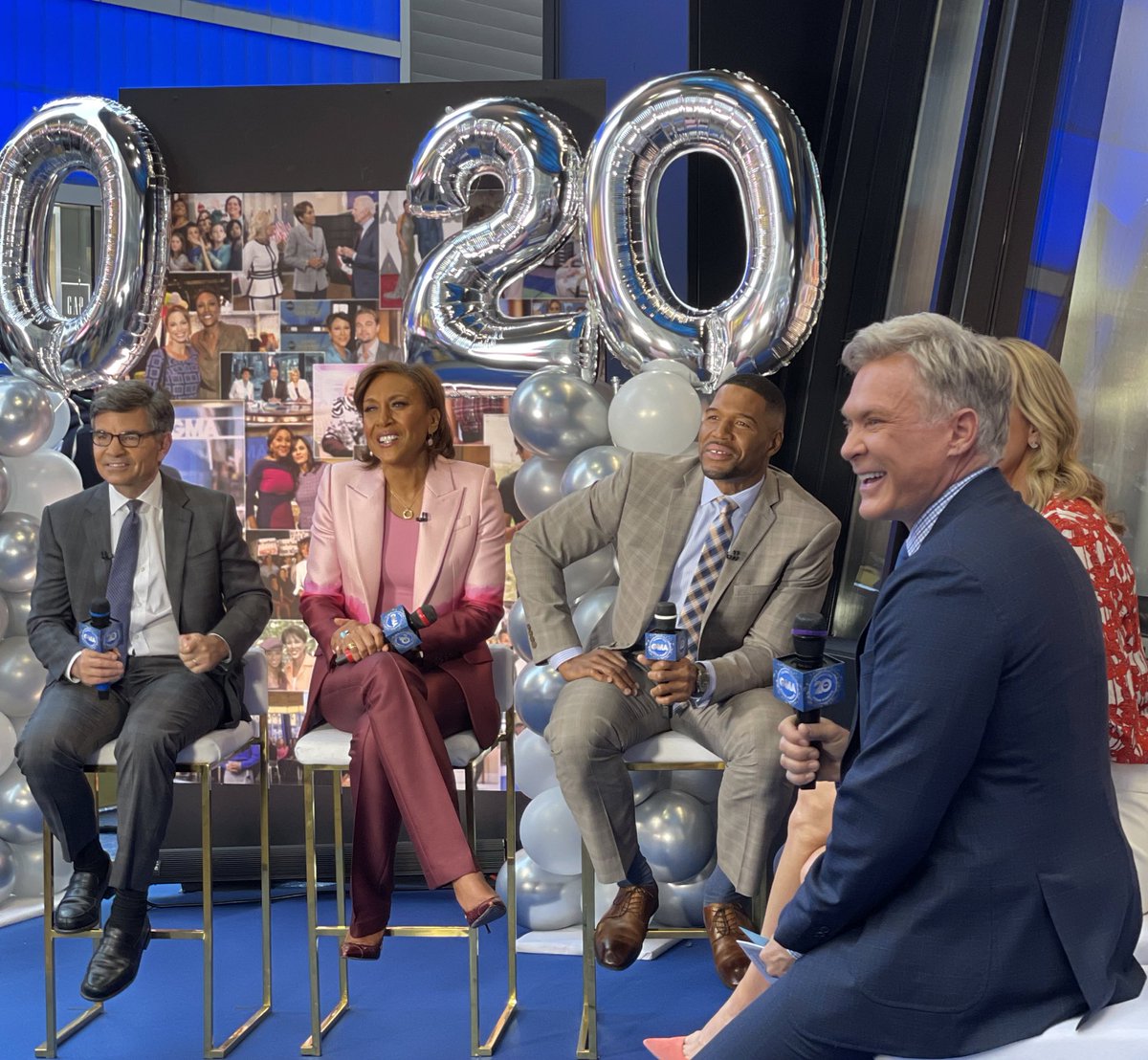 vanscottjr's tweet photo. Happy 20th anniversary @RobinRoberts! Joyful morning! https://t.co/q5Skcib4mu