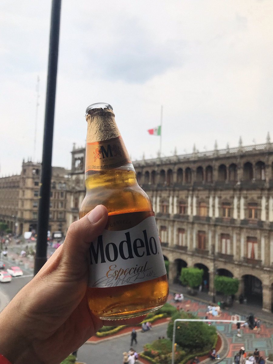 Luismagil's tweet photo. ¿Se nota que me gusta esta ciudad? Hola #CDMX; nos volvemos a encontrar! https://t.co/cy84qQdKIW