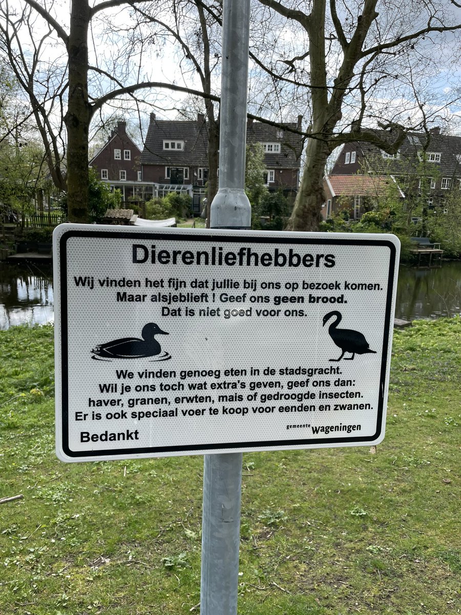 Gezien in <a href="/Gem_Wageningen/">Gemeente Wageningen</a>. Of de <a href="/GemeenteUtrecht/">Gemeente Utrecht</a> deze borden ook kan neerzetten👍🏼 #dierenliefhebbers