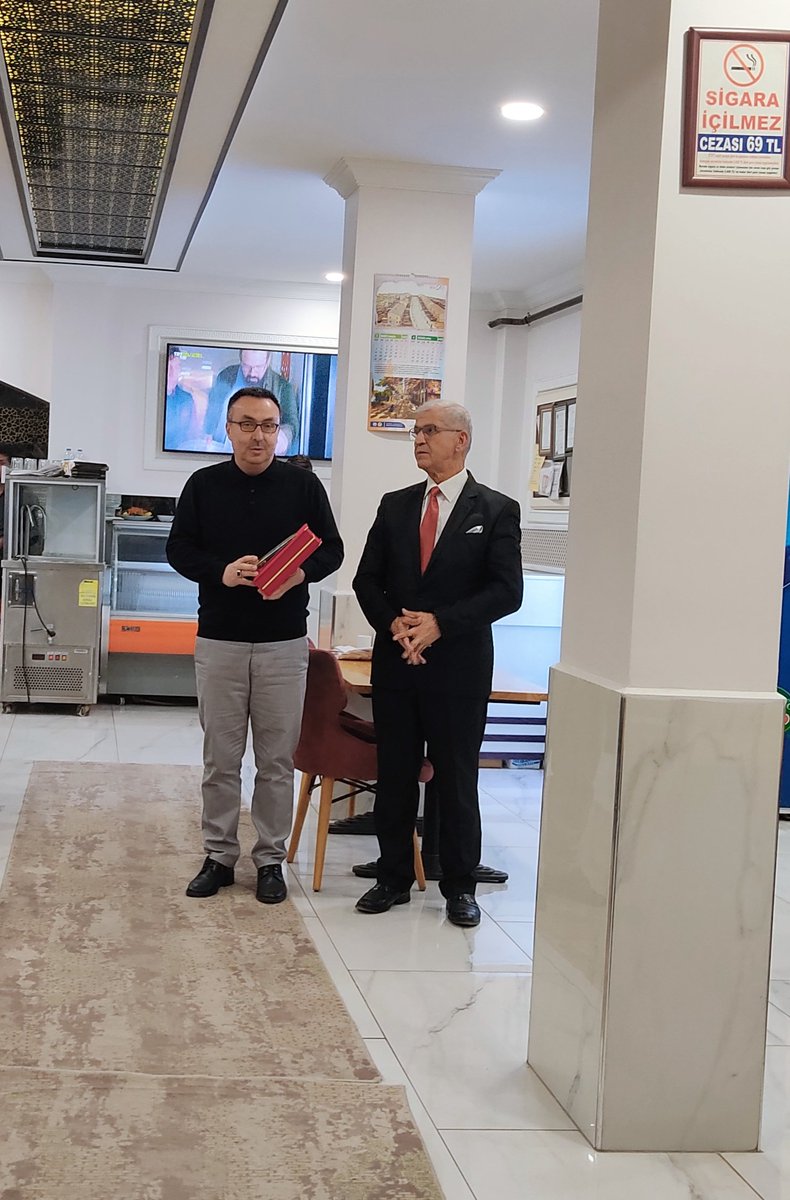 İlçe Milli Eğitim Şube Müdürümüz Hamza ÇELİKER, 08.04.2022 tarihinde emekli olmuş olup; dün akşam düzenlenen veda yemeğinde Gerze eğitim camiasıyla buluştu. gerze.meb.gov.tr/www/emekliye-a… 
<a href="/sinopilmem/">Sinop Milli Eğitim Müdürlüğü</a>  <a href="/YLDZercan1957/">Ercan Yıldız🇹🇷</a>