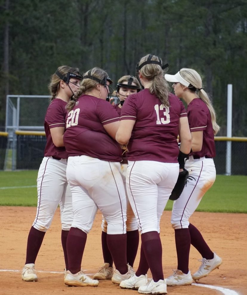HewlettMariah's tweet photo. Great win for us last Tuesday at NBHS. #Highschoolsoftball #softballuniversity #Varsitysoftball #softball #hardwork #powerhitting #fastpitch #likeagirl #skills #softballdrills #recruiting #Lefty #firstbase #realworkstartsnow #softballlife #execute #softballanywhere https://t.co/EVZz23SxY5