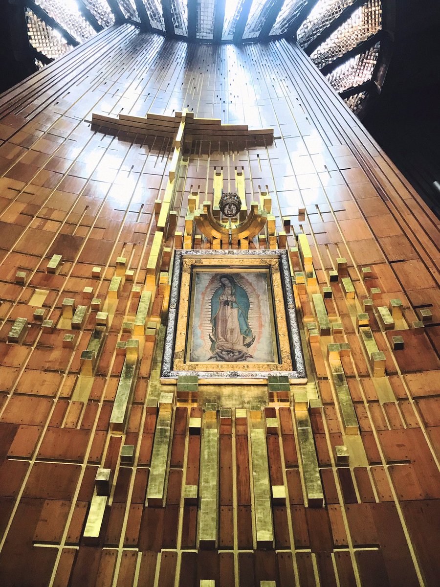 Luismagil's tweet photo. De la serie “Postales *actualizadas* de México”. #CDMX #MexicoCity 🇲🇽 https://t.co/MFNk5rkCsz