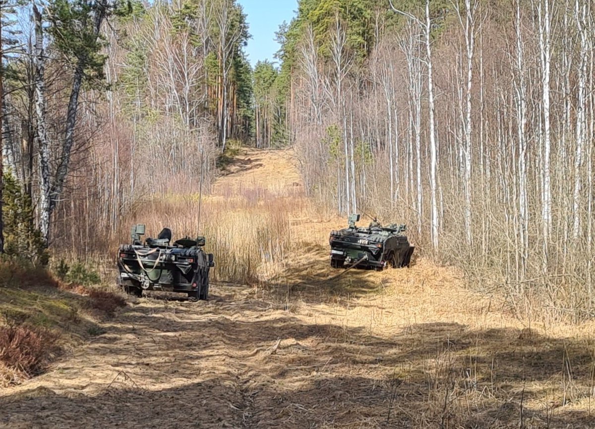 AndreasRFischer's tweet photo. "The stronger we are, the less likely war is." Otto von Bismarck 

#RECCE Coy @BG_LTU_eFP is currently conducting training on squadlevel to improve the combat power and to increase the mission effectiveness.
#NATO #StrongerTogether #ready11united #WeAreNATO #eFP
#Lithuania https://t.co/ughg9ddeuJ