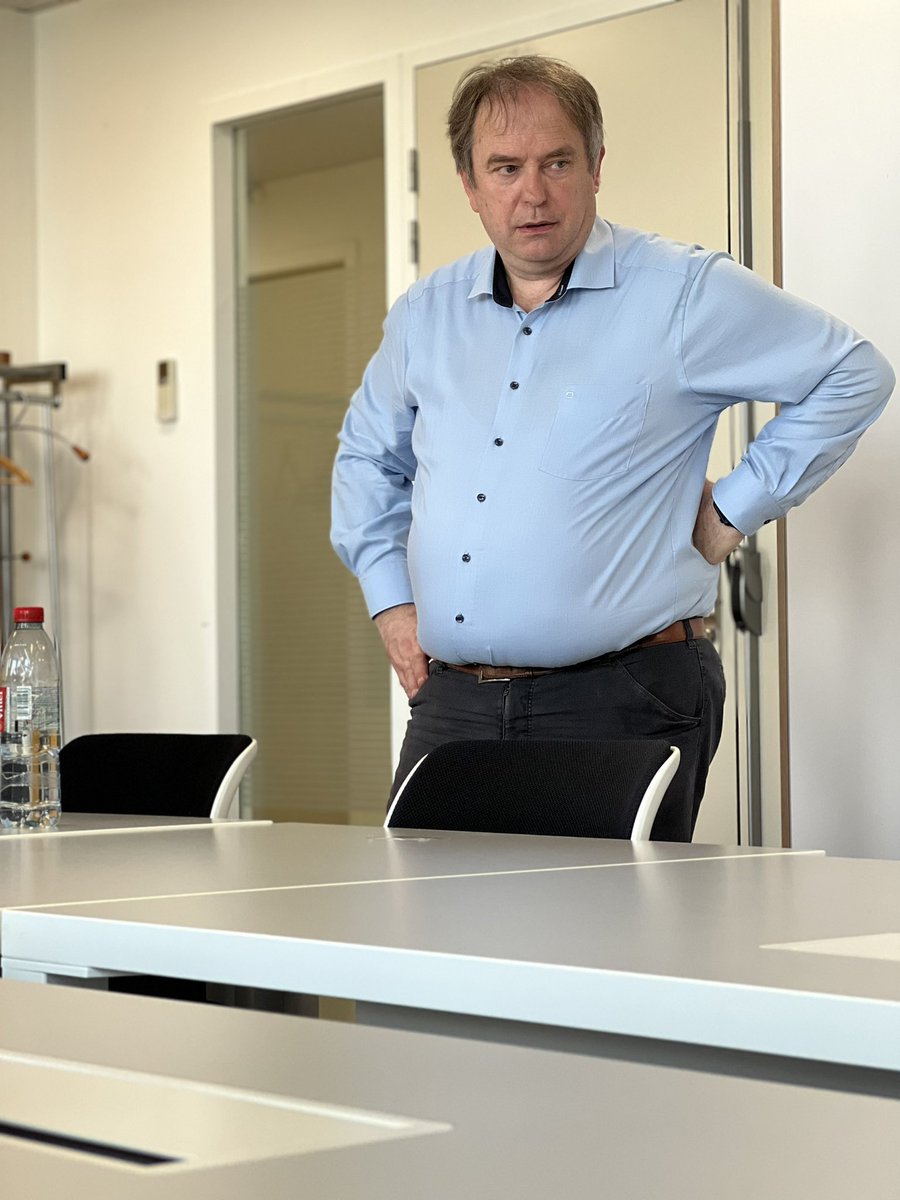 prabesh_luitel's tweet photo. Great seminar by one of the great scholar @degryse_hans “Asset overhang and technological change” @IESEGResearch @O_Kowalewski https://t.co/i0RqfFA9hx