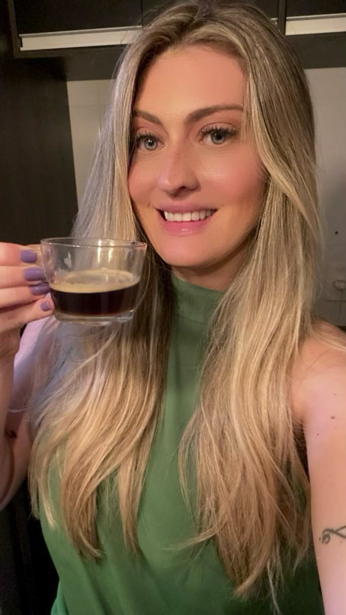 thaispsic's tweet image. Hoje é o dia do café, 14 de abril.☕️🤗

Se não tiver café a gente nem começa o dia, né? 🙌🏻🥰☕️