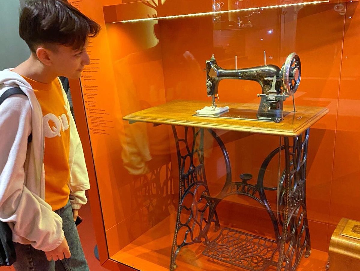 HapmtalModaStaj's tweet photo. Stajımızdan kalan zamanda Prag’da bulunan “National Technical Museum’u” gezerek kültürel etkinliklere devam ettik. https://t.co/j8BRxVzvoW