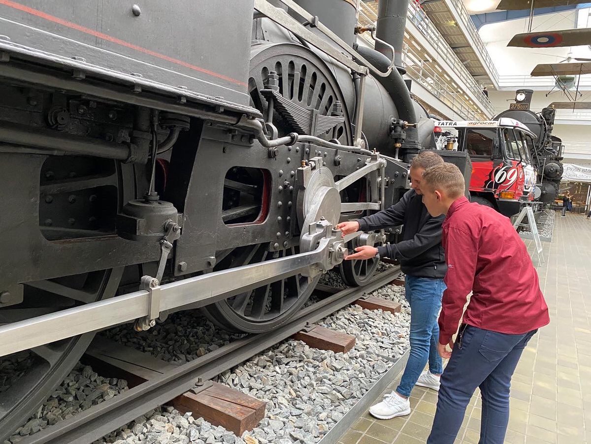 Stajımızdan kalan zamanda Prag’da bulunan “National Technical Museum’u” gezerek kültürel etkinliklere devam ettik.