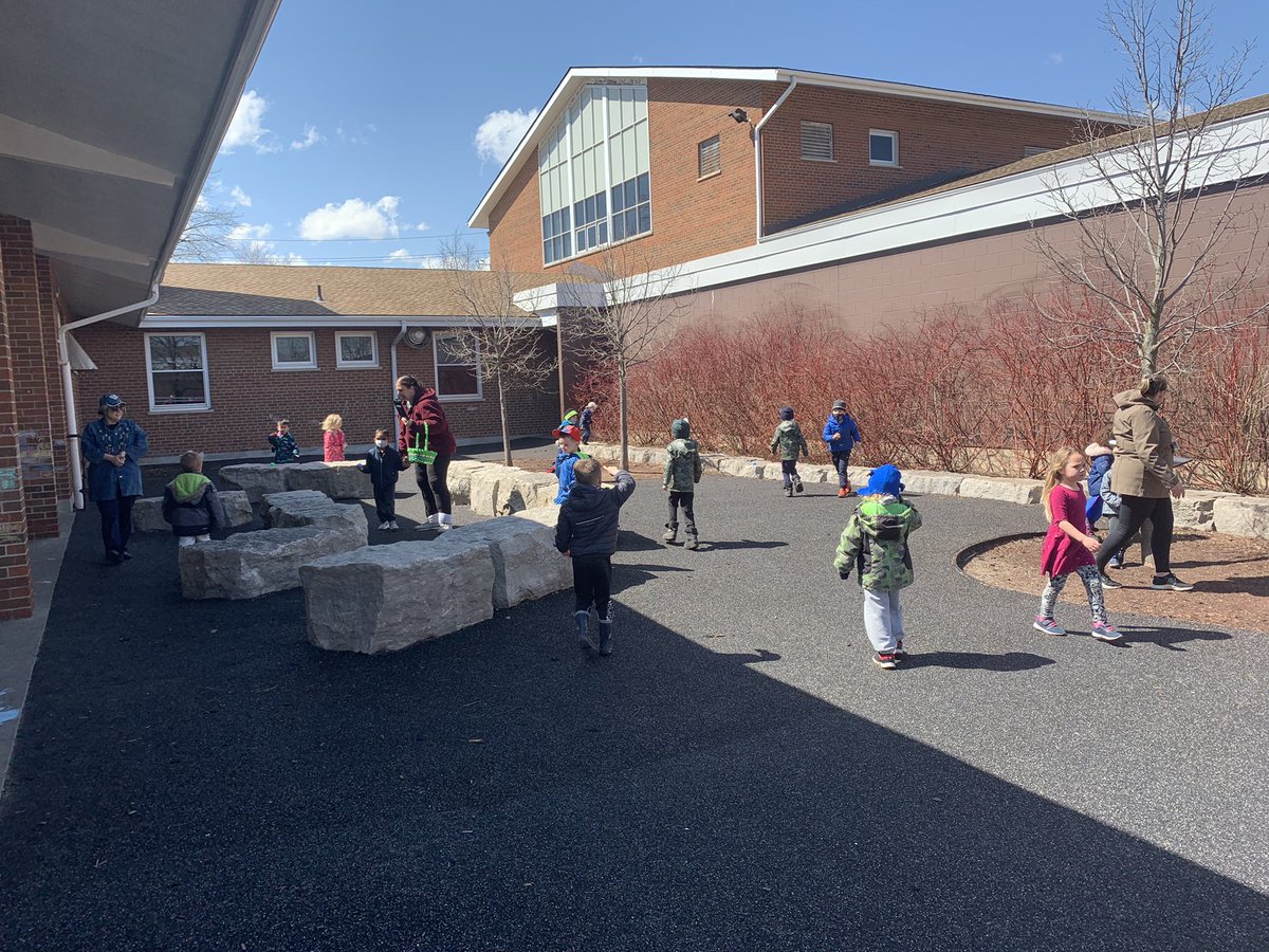 It’s time for an Easter Egg hunt in kindergarten. Students were so excited to find their names!