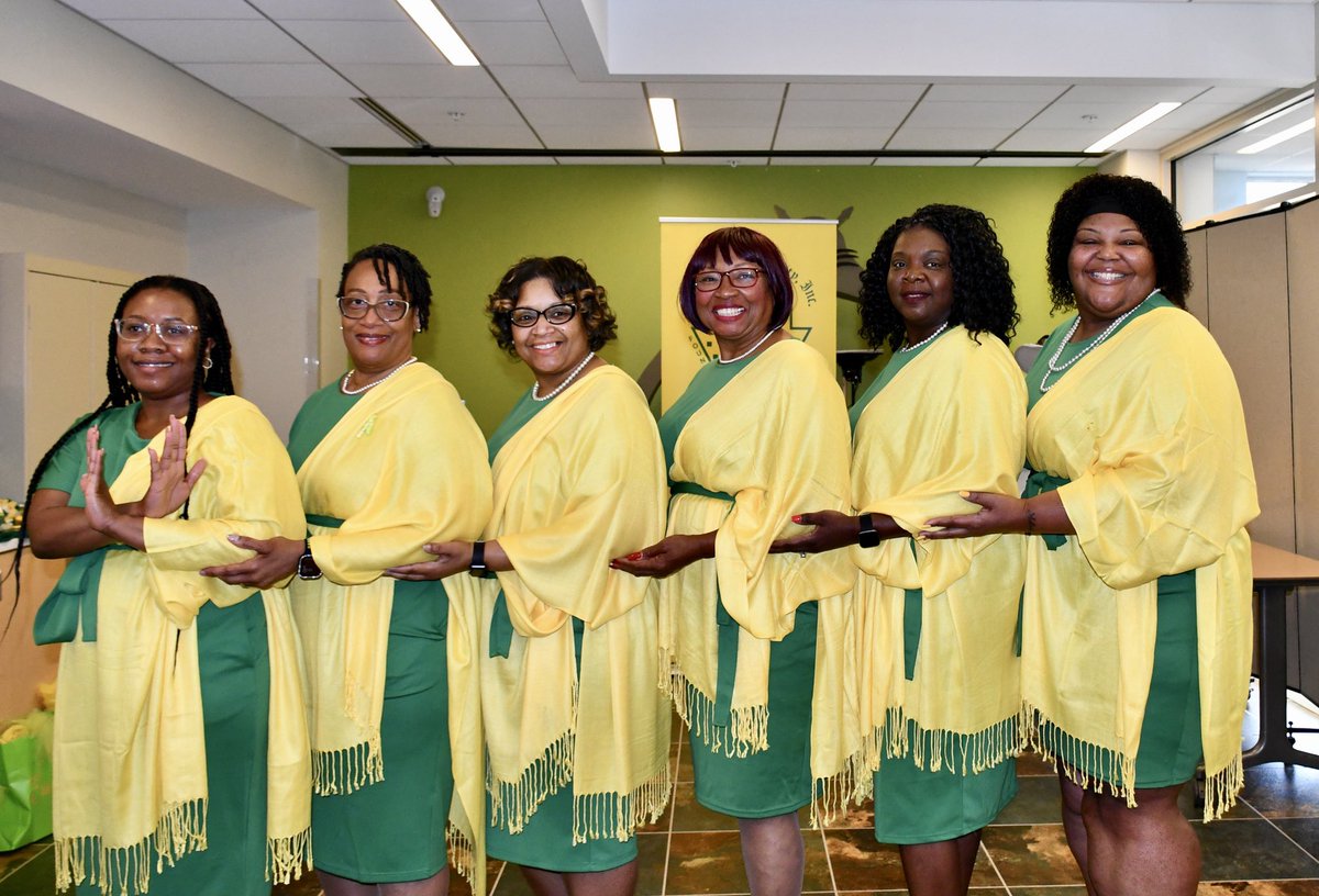 PierceDNP_RN's tweet image. That is an excellent question. It is all about the sisterhood and public service. I never wanted to join one, but recently joined Chi Eta Phi Sorority Inc., a nursing sorority. There’s power in numbers!!!! We get it done! #ChiCoo