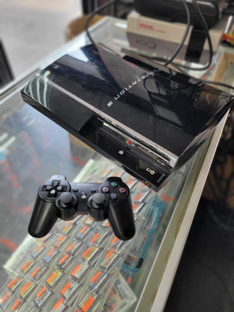 bklynvideogames's tweet photo. A closer look at the backwards compatible beauty #Playstation #ps3 #ps2 #ps1 #backwardscompatible #brooklynvideogames #bvg #retro #retroshop https://t.co/l0CfNHzvoI
