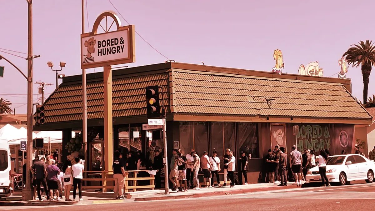 willshaw_'s tweet image. Bored &amp;amp; Hungry — Now delivering to Ponte Vedra Beach…via FedEx.