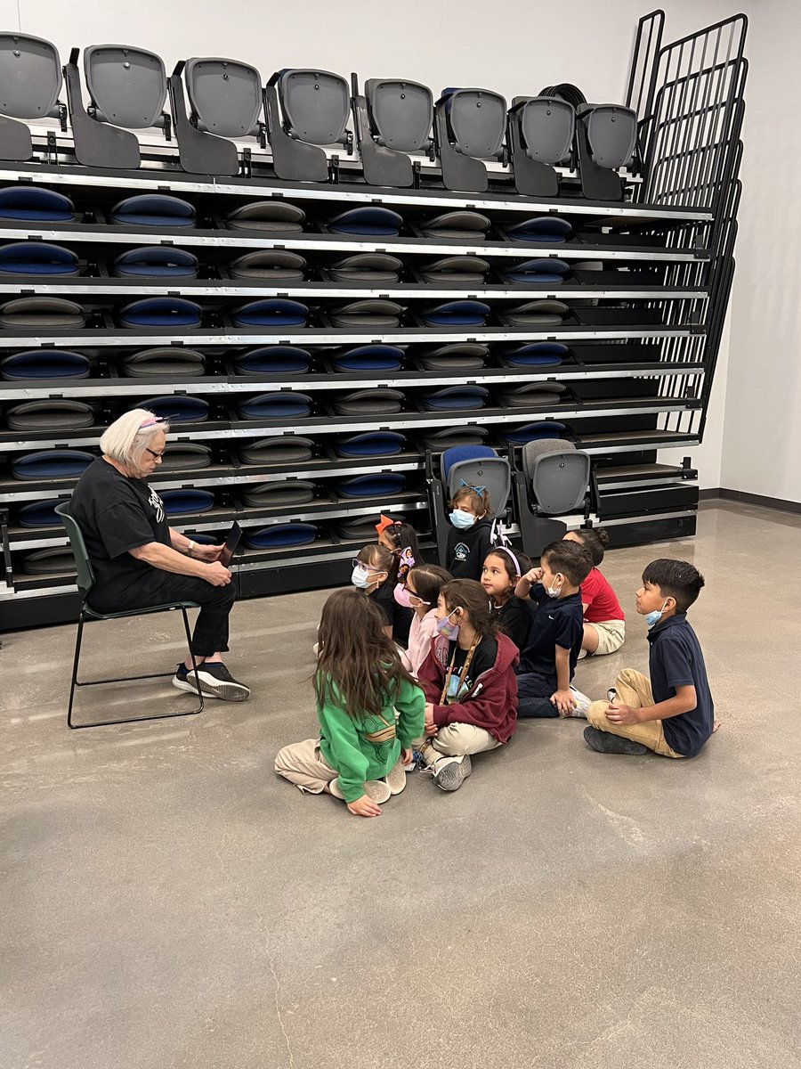 CCrosse_CI's tweet photo. Thank you #TeamSISD for allowing our GT K-2 students to #SeizeTheirOpportunities to explore and learn with us at #BugCamp! Don’t Bug me: I’m Learning about Insects! @NFranklin_AA @SISD_CI https://t.co/XsnJJryUOp