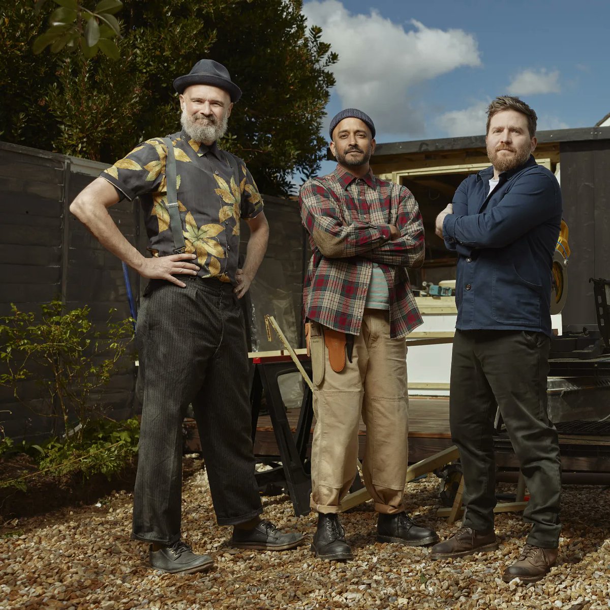 Exciting News! The new series of
The Great Garden Revolution comes to your screens soon on Channel 4. Same ethos. A garden show that tries to focus on helping wildlife while still doing interesting makeovers. I am off to do some filming, wish me luck
<a href="/Channel4/">Channel 4</a> #GardenRevolution