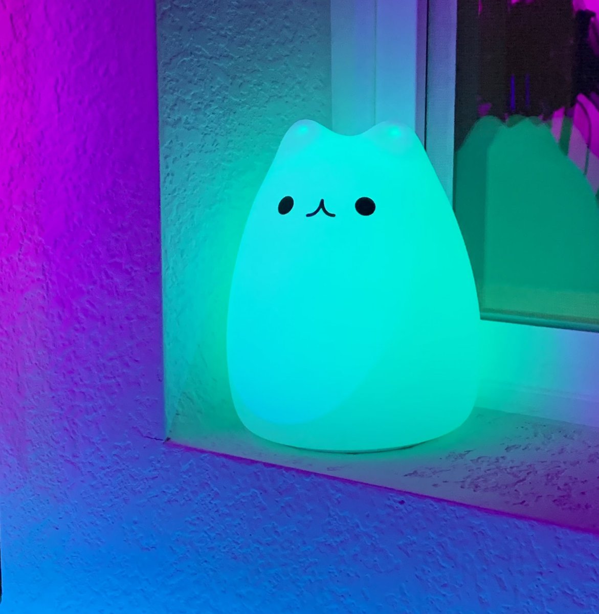 We’ve been working on our stream setup and tonight we’re giving you a preview! 

Twitch.tv/lvl_up_together