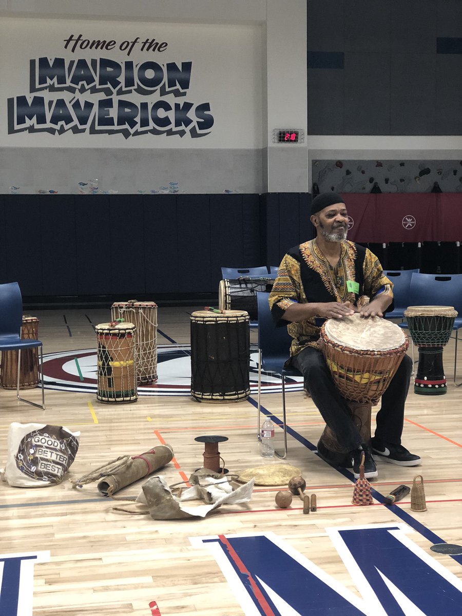FieldsMarion6's tweet photo. So glad we were able to have Mr. Baba Kwasi back at Marion! Always an amazing presentation! @MarionMavericks #KindME https://t.co/WOyGaRpTt9