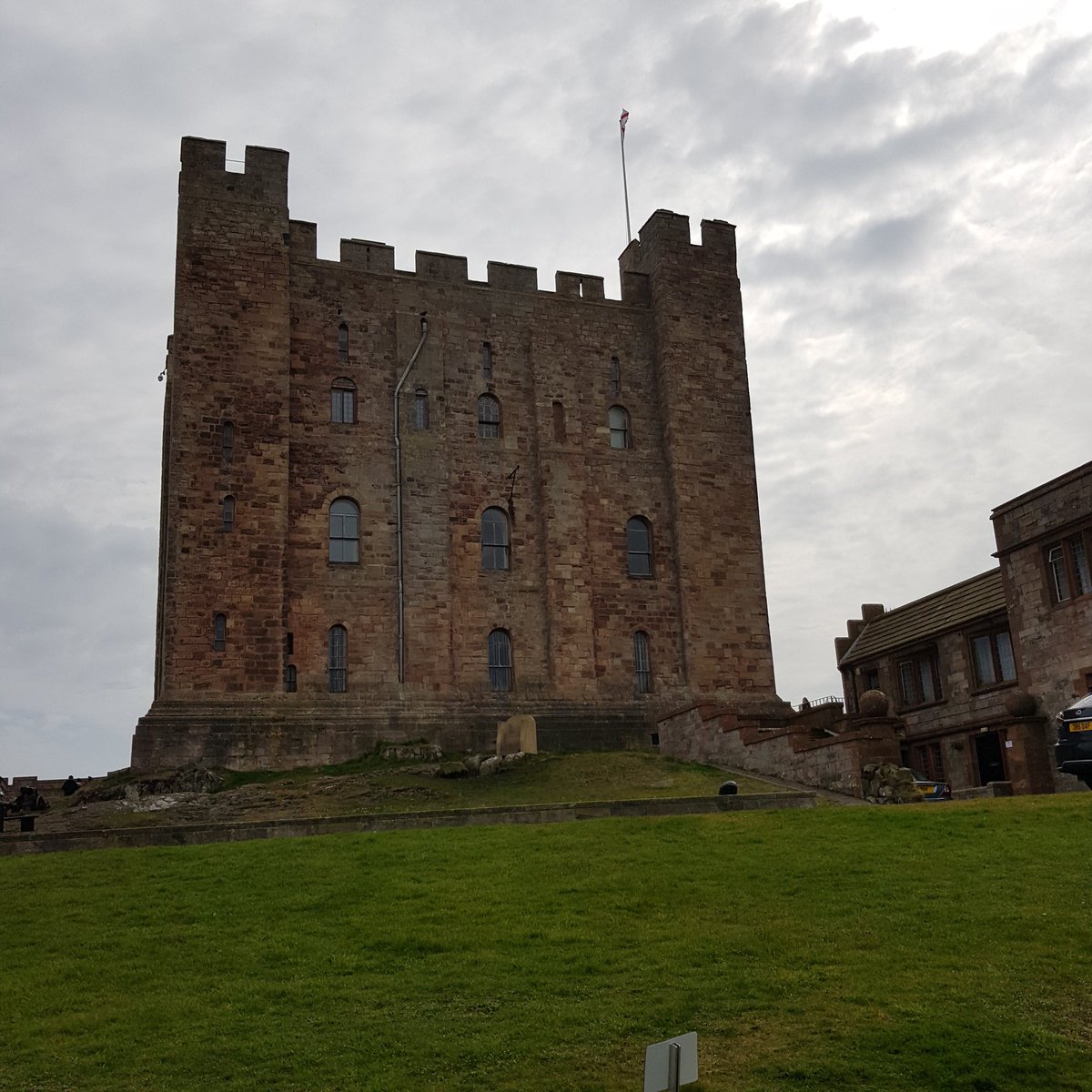 CMAHistory tweet media