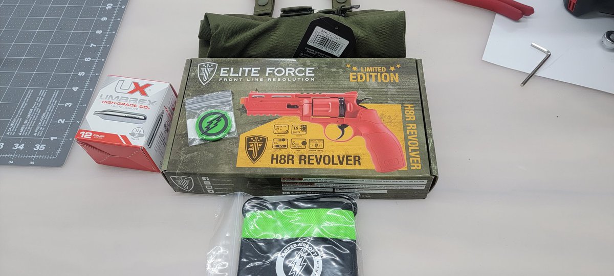 vw_tech's tweet image. $100 amped airsoft mystery box. Always more then what you spend.  These guys are awesome.  #ampedairsoft fallow them at @ampedairsoft