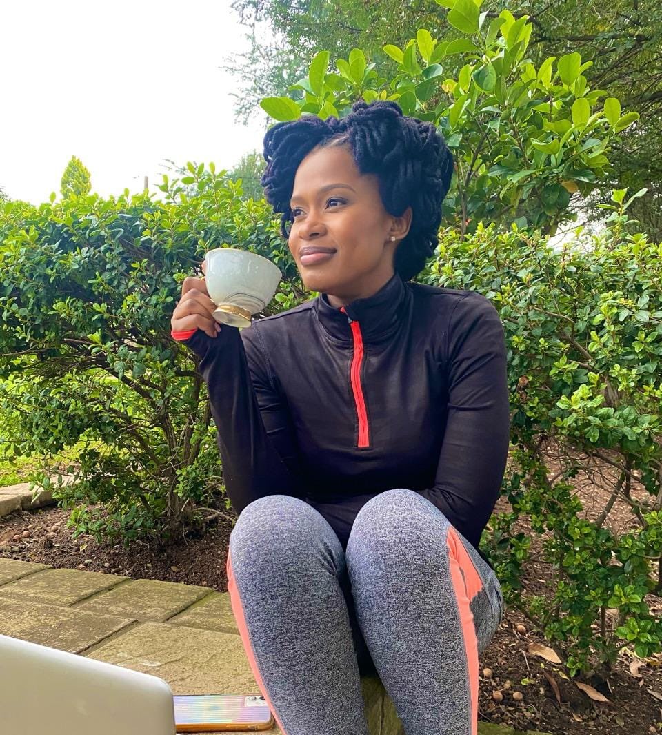 Zenande Mfenyana tweet media