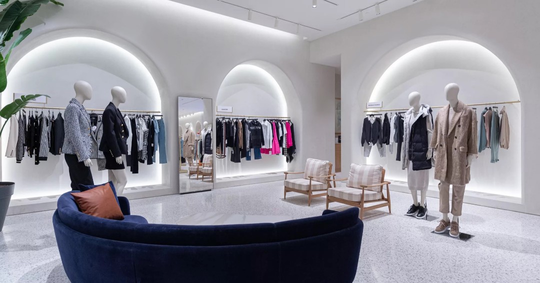 PLANLUX's tweet photo. Beymen İzmir İstinyePark
Planlux participated in developing the lighting scheme for Beymen İzmir İstinyePark, interior design by Universal Design Studio, @Beymen Design Team. #Universaldesignstudio #architecturallightingdesign
Find out on our website!
https://t.co/u0HzRwKgPr https://t.co/7HjKrjqDyE